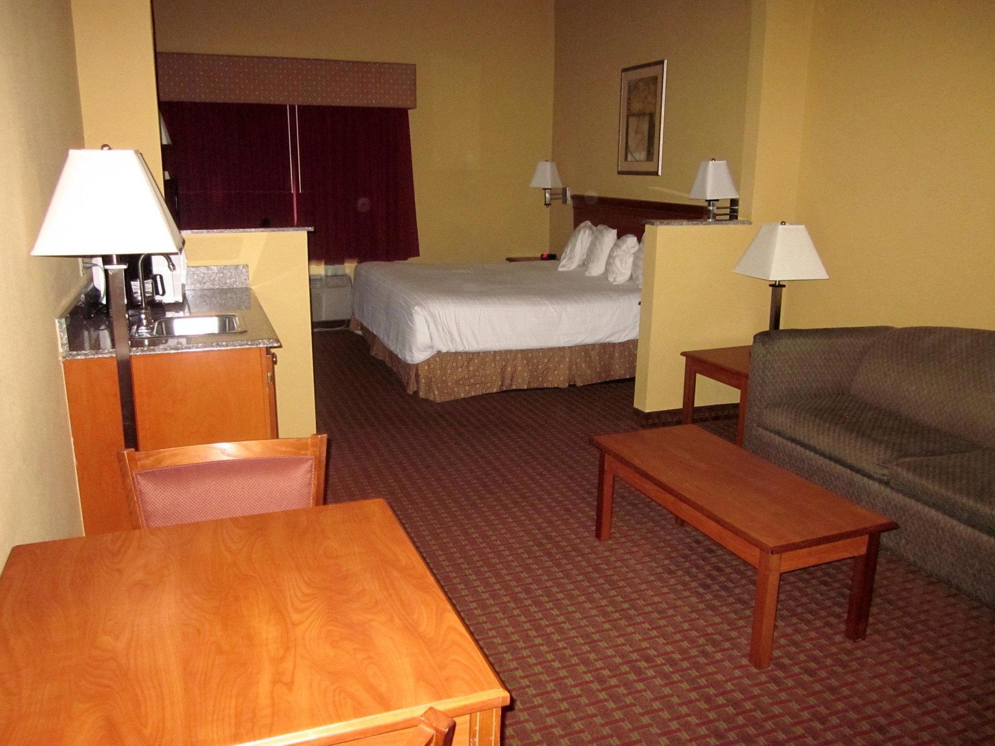 Best Western Mayport Inn And Suites Atlantic Beach Exterior photo
